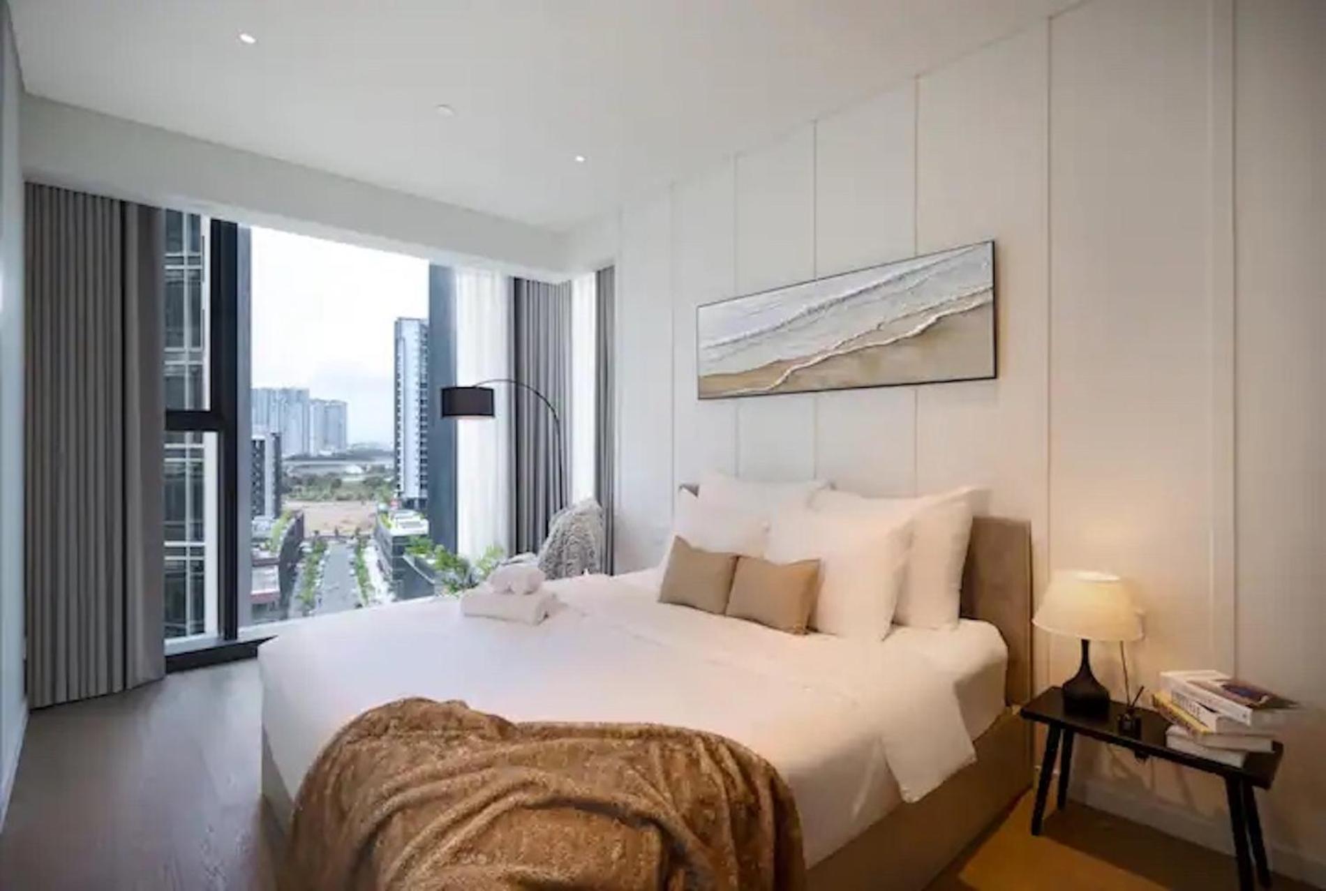 The Metropole -Complex "Opera, Crest, Galleria " -Free Pool-Gym-Sauna Room-Yoga Room Thành Pho Ho Chí Minh Esterno foto