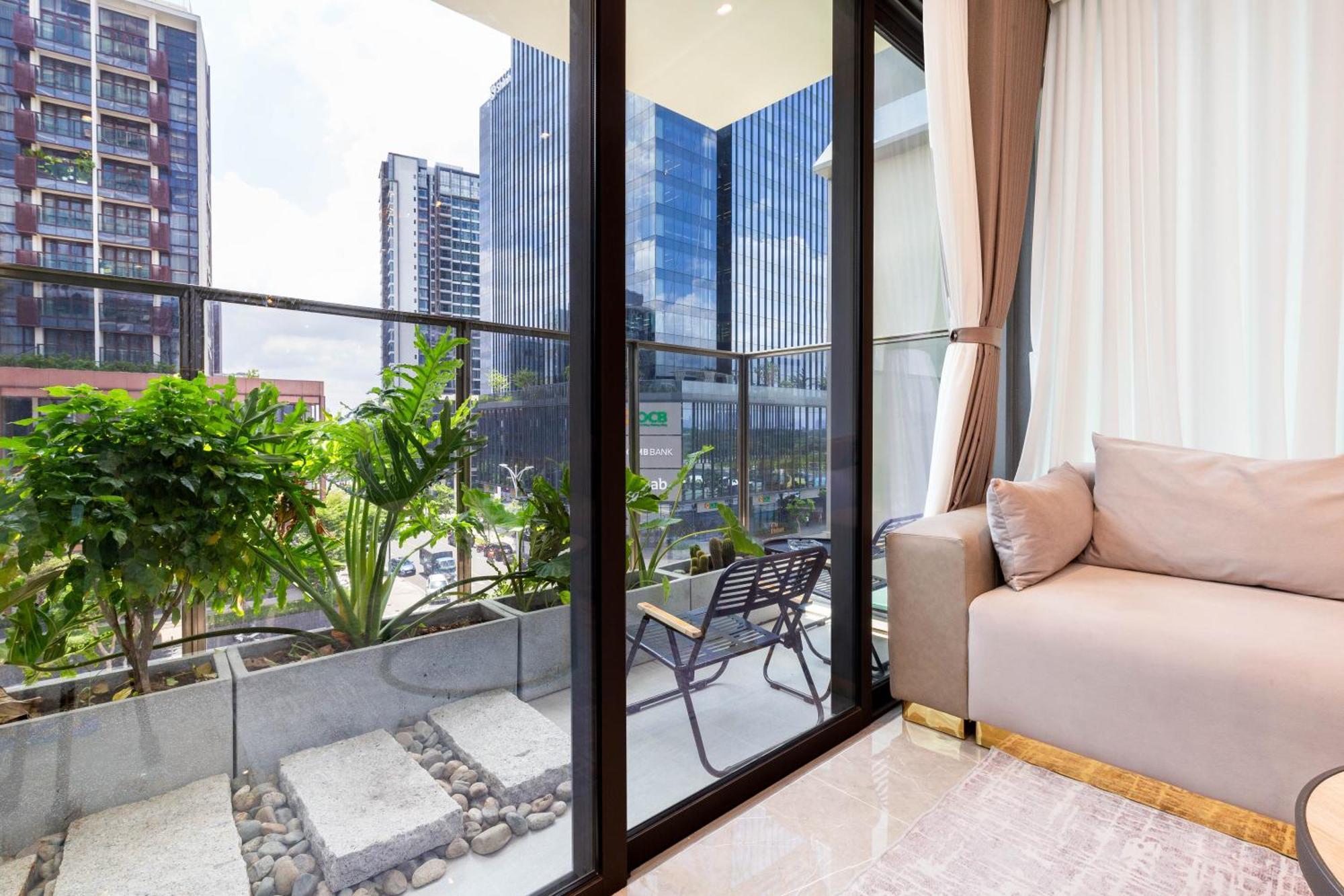 The Metropole -Complex "Opera, Crest, Galleria " -Free Pool-Gym-Sauna Room-Yoga Room Thành Pho Ho Chí Minh Esterno foto
